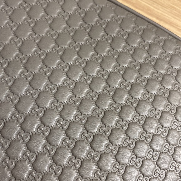 Brand New GUCCI Microguccissima Mini Bree Messenger Bag Grey - Picture 7 of 16